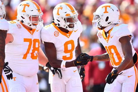 Tennessee football recruiting class 2024: See the Vols’ signees