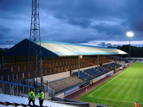 Cappielow Park (Greenock Morton v St Mirren) | Couples The Football Stadium