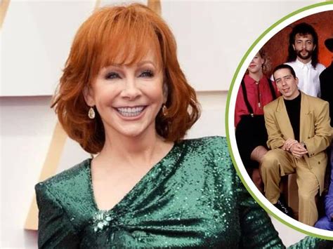 Reba McEntire Pays Tribute To Late Bandmates On 33rd Anniversary Of ...