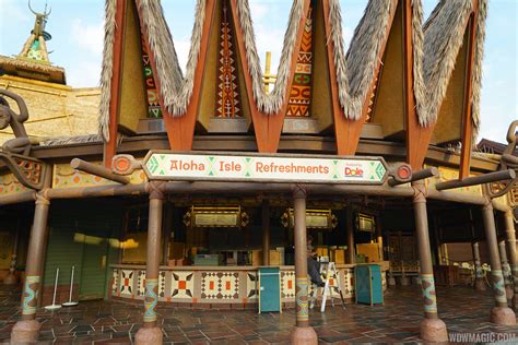 PHOTOS - Aloha Isle moves to new location in the Magic Kingdom's Adventureland