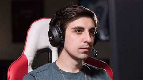 Shroud, the "King of Reddit" » Streamer Profile & Settings