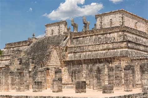 Temple of the Warriors at Chichen Itza Stock Image - Image of prehispanic, structure: 101378495