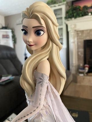 Rapunzel Cosplay after her hair was cut short : r/Tangled