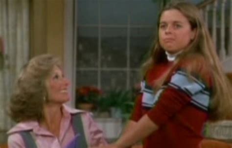 Cloris Leachman as Phyllis & Lisa Gerritsen as Bess - Sitcoms Online Photo Galleries