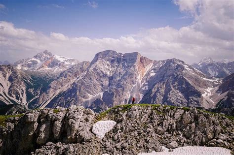 9 Best Hikes in Cortina d'Ampezzo, Italian Dolomites