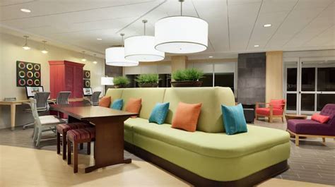 Home2 Suites Roseville, Minnesota Hotel