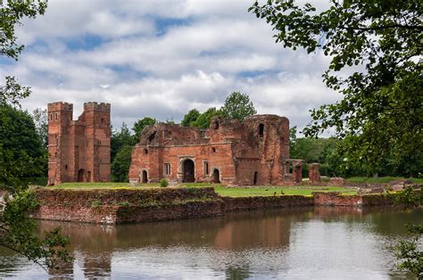 Kirby Muxloe Castle | Kirby Muxloe Castle, known also as Kir… | Flickr