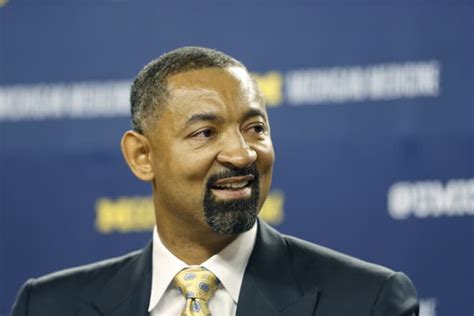 Michigan players, head coach Juwan Howard are preparing for Wisconsin