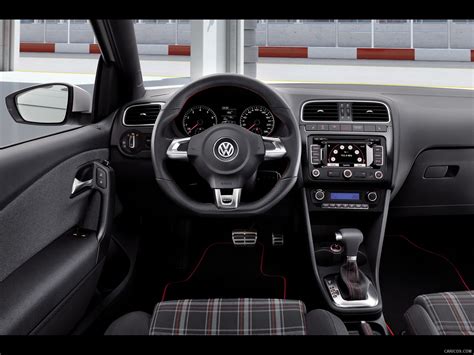 Volkswagen Polo GTI | 2011MY | Interior