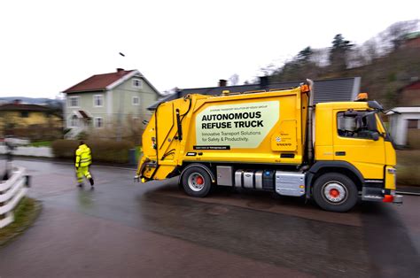 Volvo Introduces Autonomous Garbage Truck