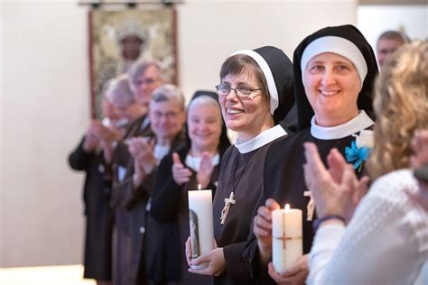 Vocation FAQs – Felician Sisters of North America