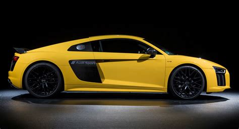 Audi Exclusive Uses Special Paint Process To Customize An R8 | Carscoops