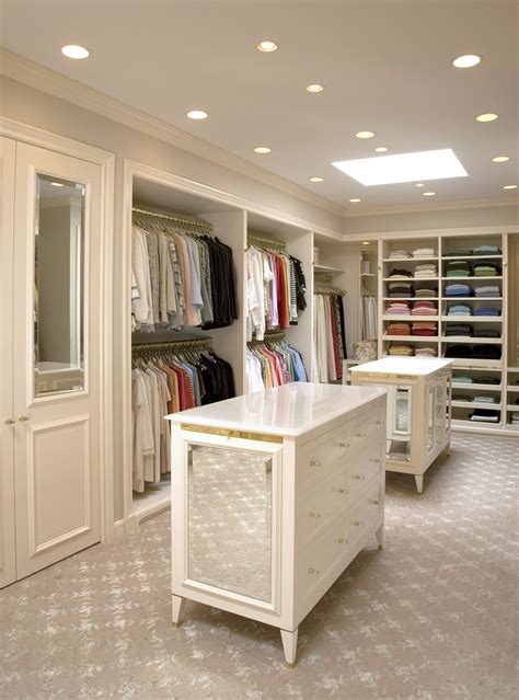 How to Organize Your Closet Like a Pro | HuffPost Life