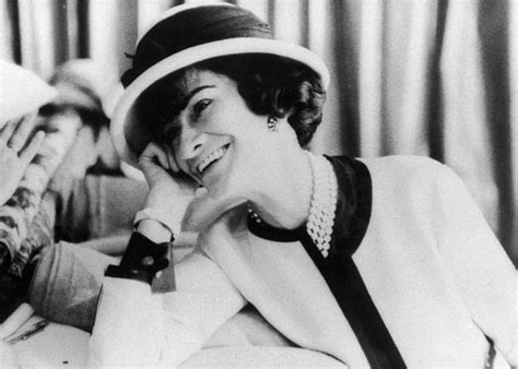 Best Coco Chanel Quotes - Fashion Quotes