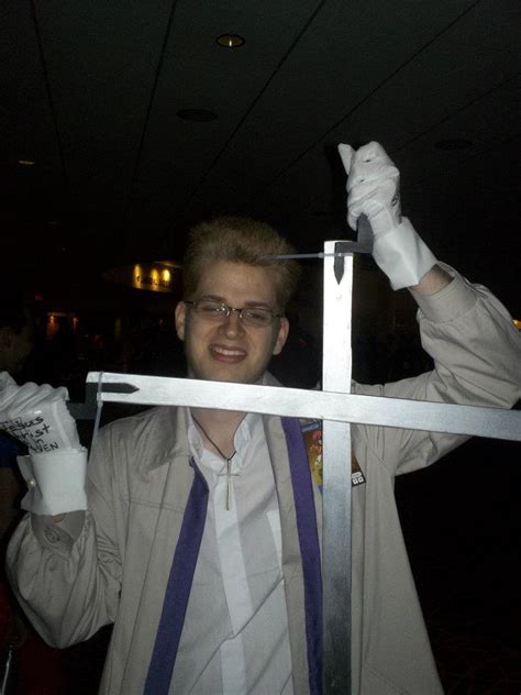 Alexander Anderson Cosplay MomoCon 2012 by BlueEyesMaster on DeviantArt