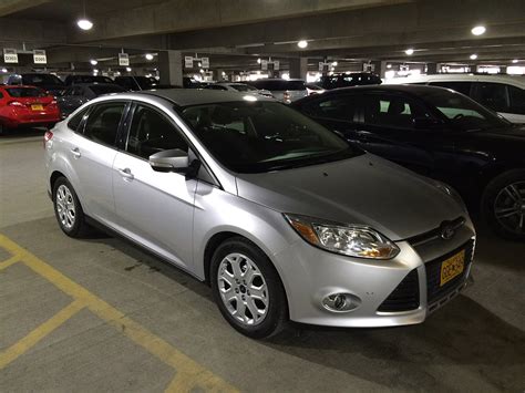 Review: 2013 Ford Focus sedan