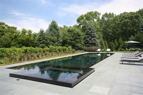 17 Magnificent Small Infinity Swimming Pool Designs To Cool Off In Your ...