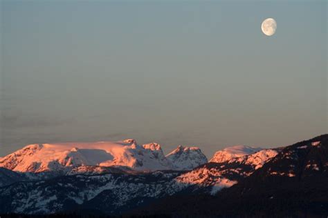 Comox Glacier Weather Forecast (1960m)