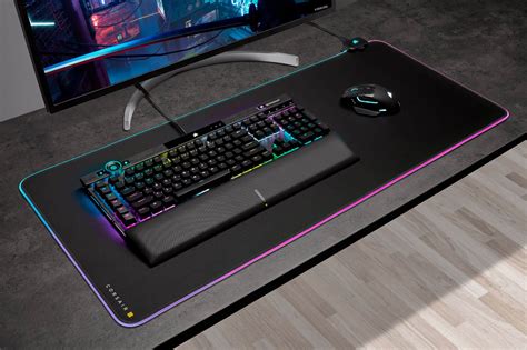 CORSAIR MM700 RGB Extended Cloth Gaming Mouse Pad Black CH-9417070-WW - Best Buy