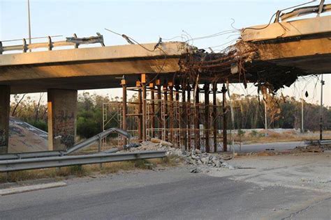 Local volunteers save bridge from collapse