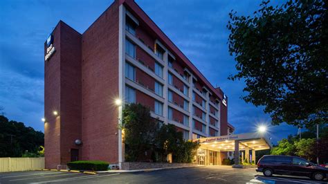 Best Western Capital Beltway | Hotel Rooms