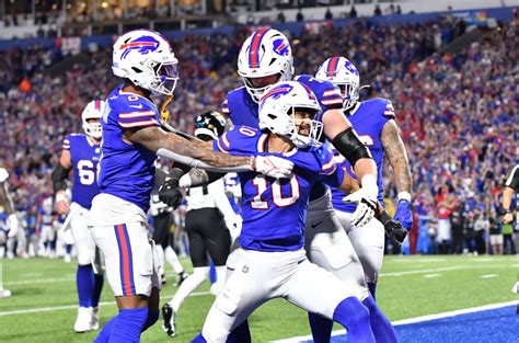 Josh Allen's Buffalo Bills vs. Stefon Diggs' Houston Texans: Who ...