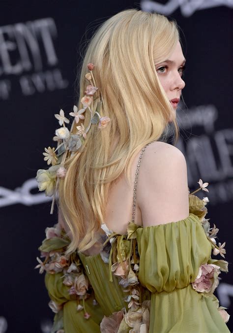 Elle Fanning’s Floral Hair at the “Maleficent: Mistress of Evil ...