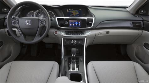 Honda Accord EX-L V6 (2013) | Interior