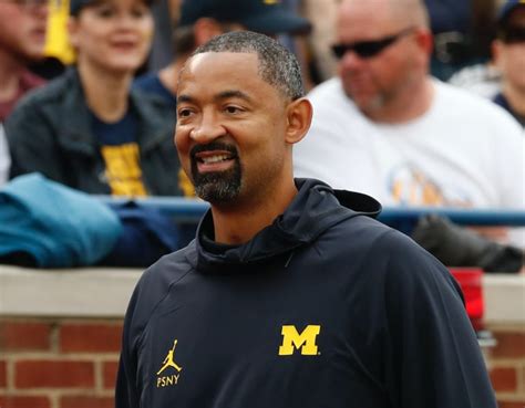 Michigan Wolverines basketball coach Juwan Howard continues to cement his debut season as one of ...