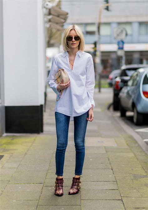 Perfect Basics: Blue Jeans + White Shirt