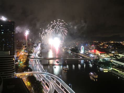 New Year's Eve Fireworks Cam at Southbank, Brisbane, Australia - short ...