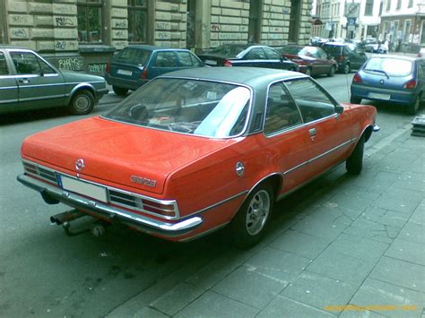 OPEL COMMODORE 2.8 GS - opel-commodore-28-gs_interior_5.jpg