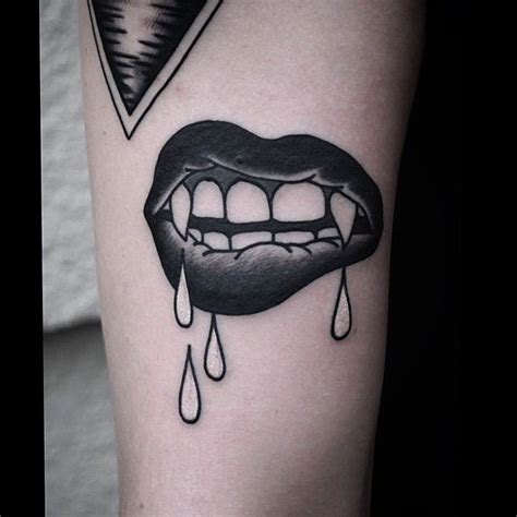 Best 25+ Vampire tattoo ideas on Pinterest | Halloween tattoo, Tattoos of lips and 1990s tattoo