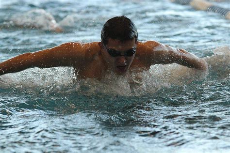 Boys swimming takes second at state – Maize News by Play newsmagazine