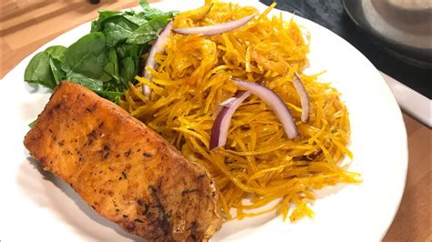 Nigerian Abacha recipe/ Salmon and Abacha- the garnishing process/ meal idea - YouTube