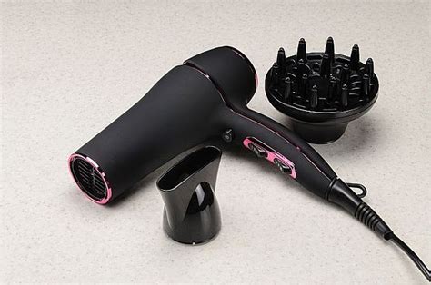 The Most Common Blow-Dryer Attachments and why You Need Them| Softer Hair