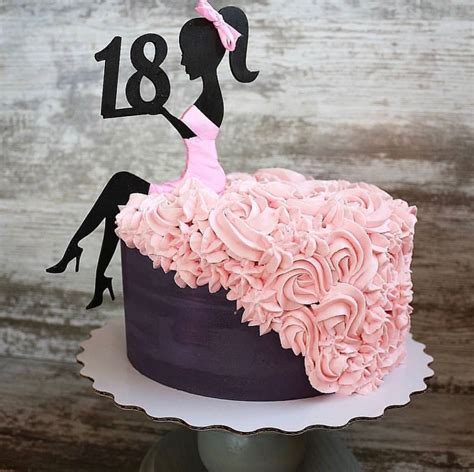 Pin by Móni Flores on ☆Project CUMPLE☆ | 18th birthday cake, 18th ...