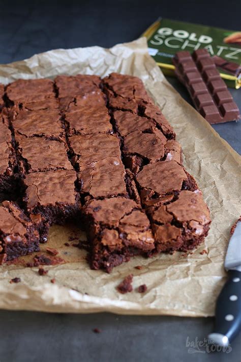 The Best Fudgy Brownies | Bake to the roots