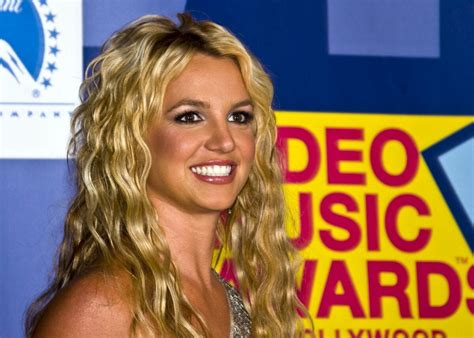 After Seeing Britney Spears’ Recent TikToks, I Am Genuinely Concerned For Her Health and Safety