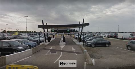 Parking Aéroport Lyon - Economisez jusqu'à 50% | ParkCare