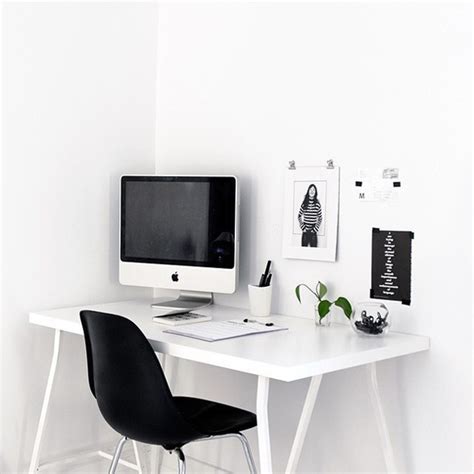 25 Youthful And Minimalist Workspace Styles | HomeMydesign