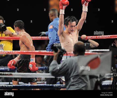 Bantamweight boxing hi-res stock photography and images - Alamy