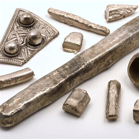 Beyond Jorvik: The Vale of York Viking Hoard – Andrew Woods | York ...