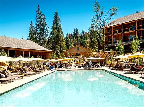 Top 20 Hotels with Pool in Yosemite National Park