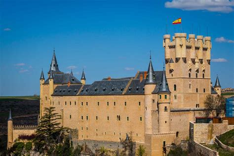 Alcazar de Segovia - The Walt Disney Castle in Segovia, Spain