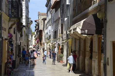 Poreč - Old Town Centre (3) | Poreč | Pictures | Croatia in Global ...