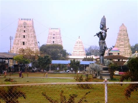 History of Dwaraka Temple,Chinna Tirupati There Are Two Temples