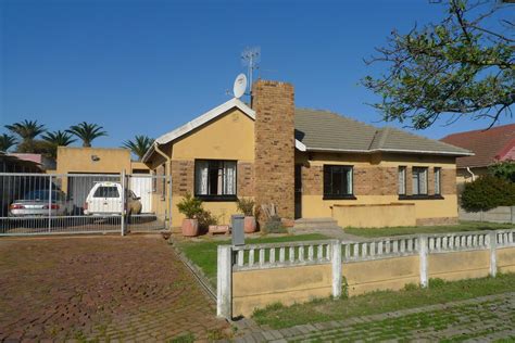 The areas in Cape Town where you can still buy a home for under R2 million – BusinessTech