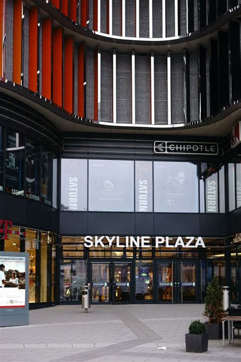 Skyline Plaza Shopping Center in Frankfurt am Main Editorial Photo - Image of plaza, center ...