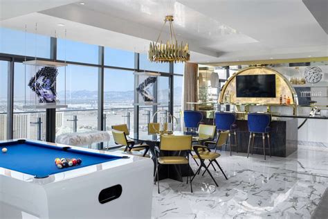 The Cosmopolitan of Las Vegas Is Opening 25 Exclusive Penthouses to the ...